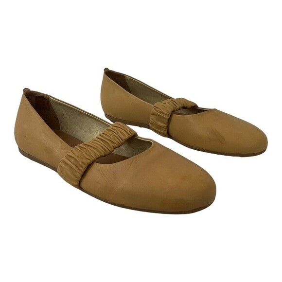 Matt Bernson Womens Size 10 Ballet Flats With Elastic Ruffled Band - Picture 1 of 8
